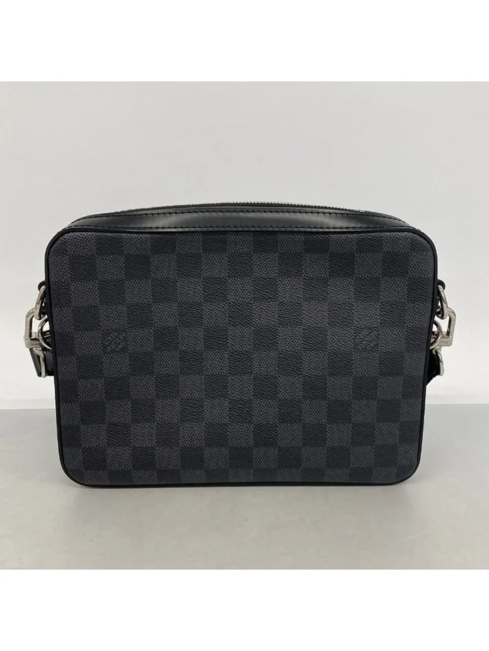 Louis Vuitton this authentic